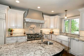 8 Chipper Road St. Louis, MO 63131 - Photo 6 of 36 Gallery Image 6