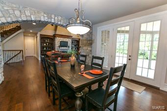 8 Chipper Road St. Louis, MO 63131 - Photo 7 of 36 Gallery Image 7