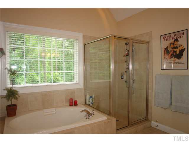 4314 Russling Leaf Lane Raleigh, NC 27613 - Photo 14 of 25