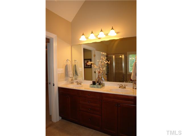 4314 Russling Leaf Lane Raleigh, NC 27613 - Photo 15 of 25
