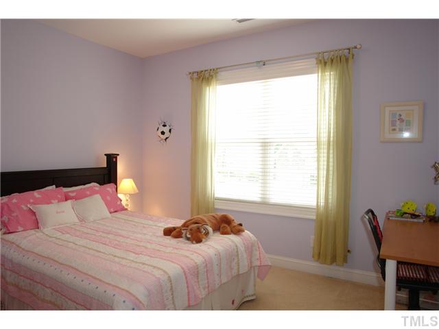 4314 Russling Leaf Lane Raleigh, NC 27613 - Photo 16 of 25