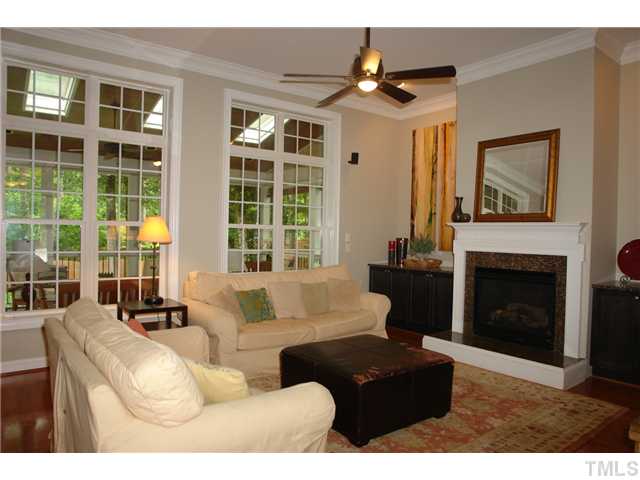 4314 Russling Leaf Lane Raleigh, NC 27613 - Photo 4 of 25