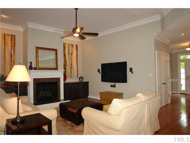 4314 Russling Leaf Lane Raleigh, NC 27613 - Photo 5 of 25