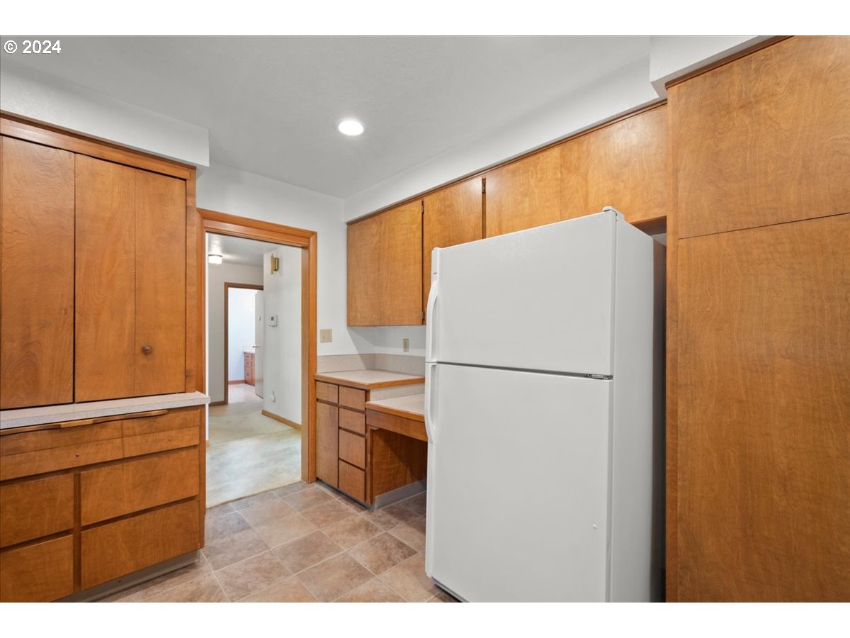 2057 Cascade Way Longview, WA 98632 - Photo 12 of 35 Gallery Image 12