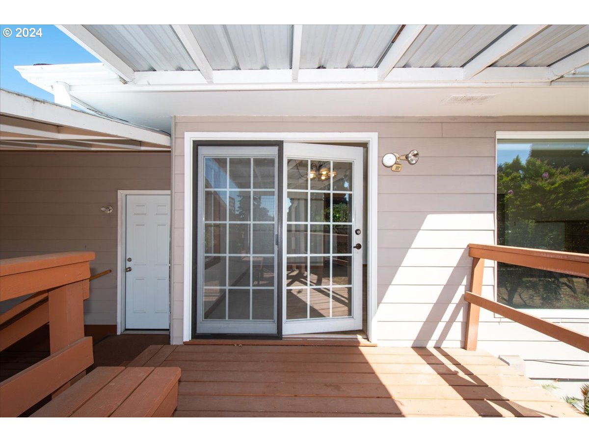 2057 Cascade Way Longview, WA 98632 - Photo 25 of 35 Gallery Image 25