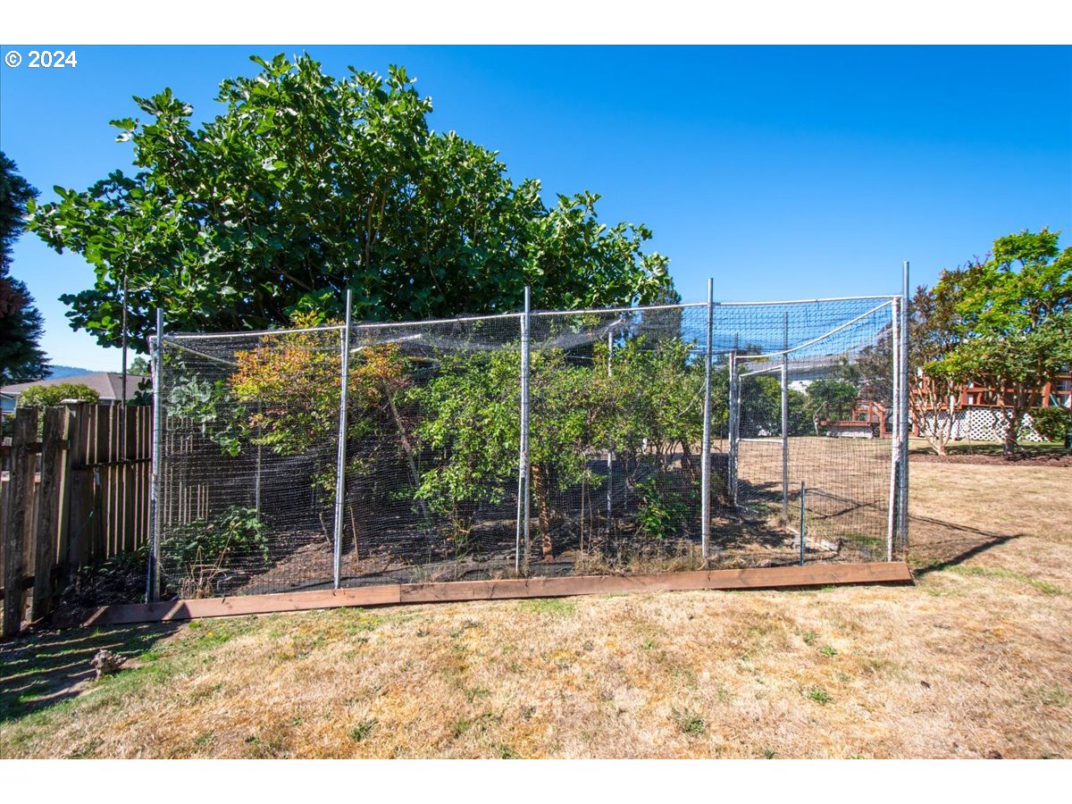2057 Cascade Way Longview, WA 98632 - Photo 29 of 35 Gallery Image 29