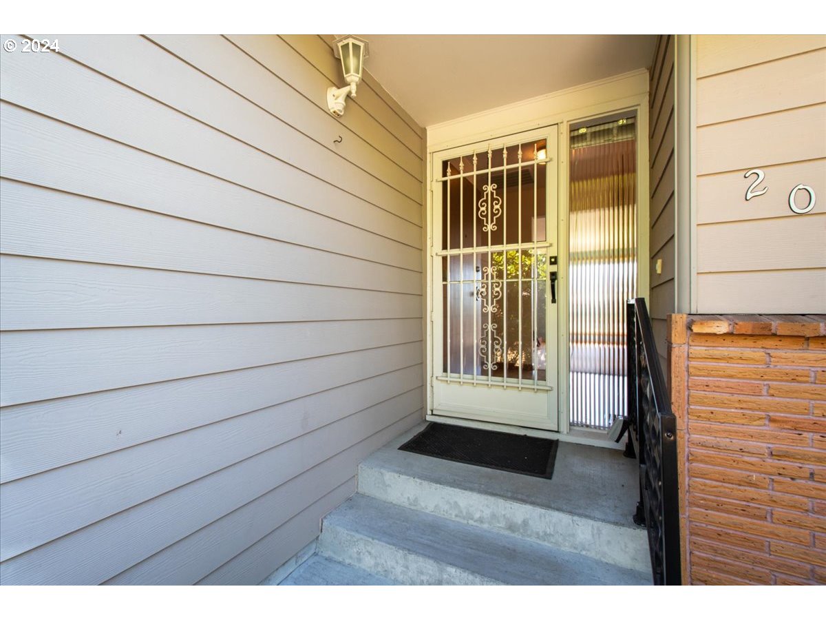 2057 Cascade Way Longview, WA 98632 - Photo 4 of 35 Gallery Image 4