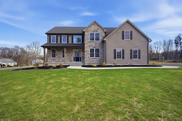 $1,050,000 | 2 Scarlett Drive, East Longmeadow, MA 01028