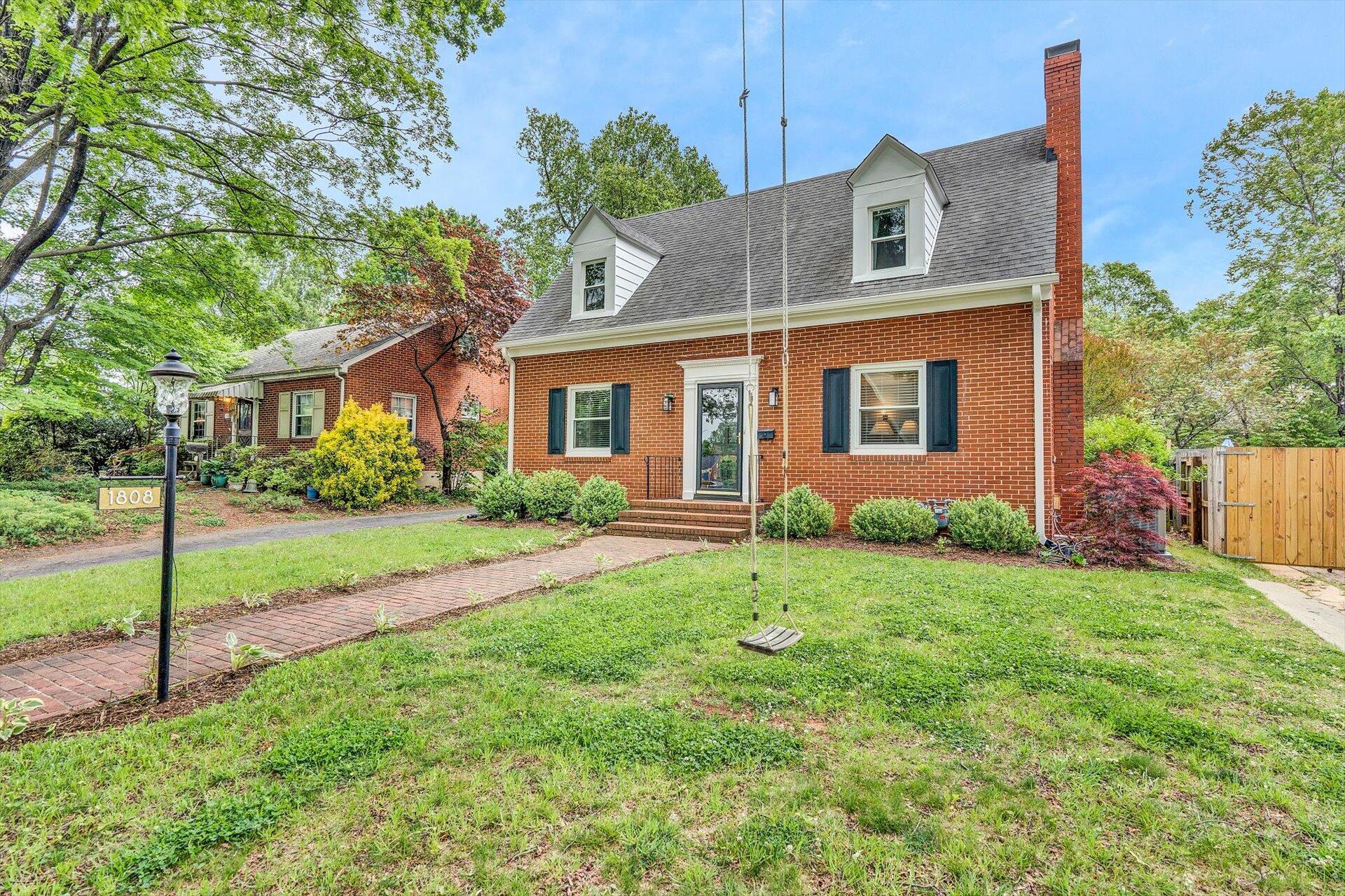 1808 Wakefield Road Southwest Roanoke, VA 24015 - Photo 1 of 38 1808 Wakefield Rd