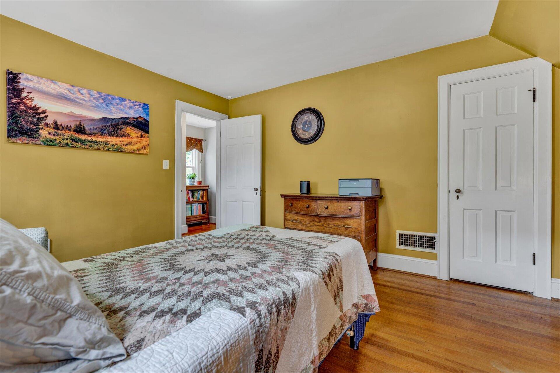 1808 Wakefield Road Southwest Roanoke, VA 24015 - Photo 26 of 38 26-DSC5504