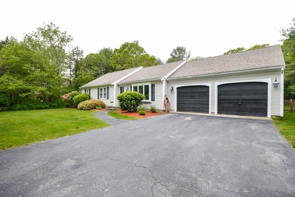 1199 Barnstable Road Marstons Mills, MA 02648 - Photo 3 of 29