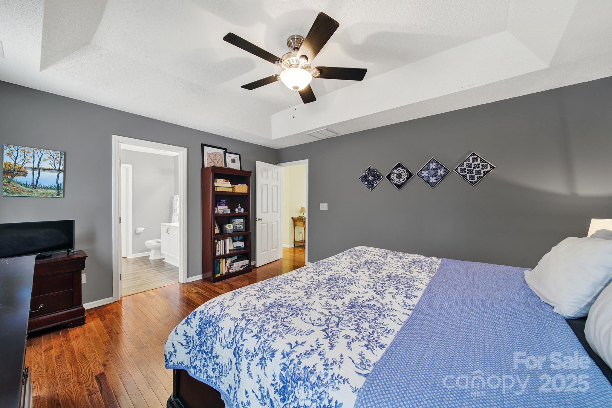 488 St George Road Fort Mill, SC 29708 - Photo 20 of 40 a bed room with a bed and a television