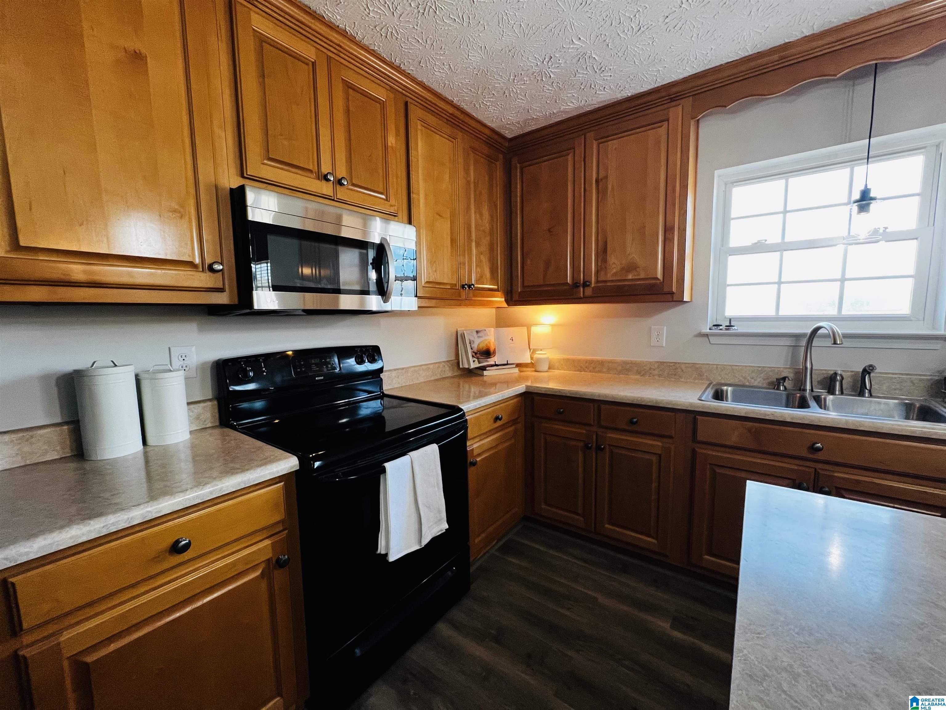 134 Austin Road Anniston, AL 36207 - Photo 5 of 46