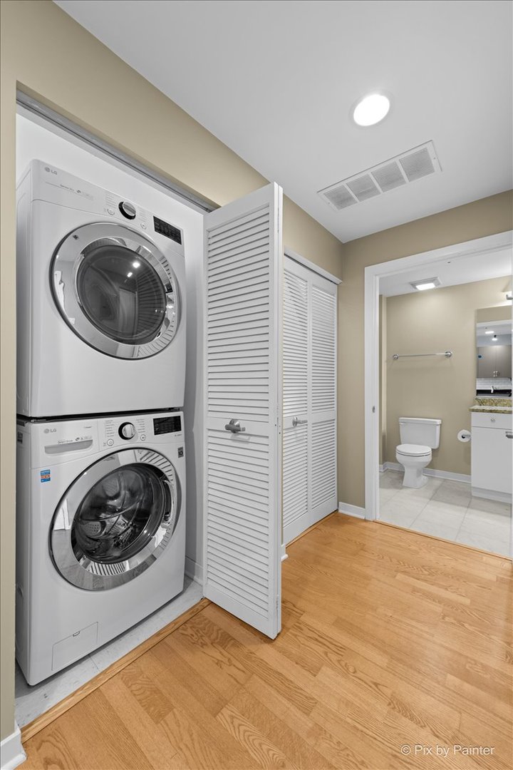 909 West Washington Boulevard, Unit 803 Chicago, IL 60607 - Photo 17 of 21 a view of a storage & utility room