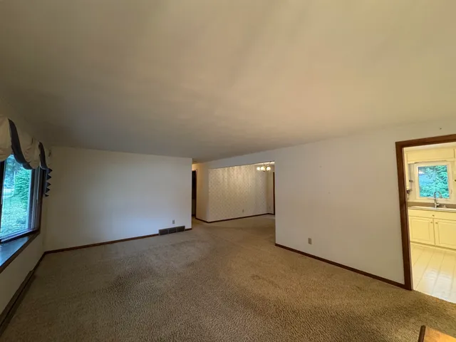 $325,000 | 2503 South Harmon Street, Appleton, WI 54915