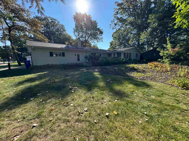 $325,000 | 2503 South Harmon Street, Appleton, WI 54915