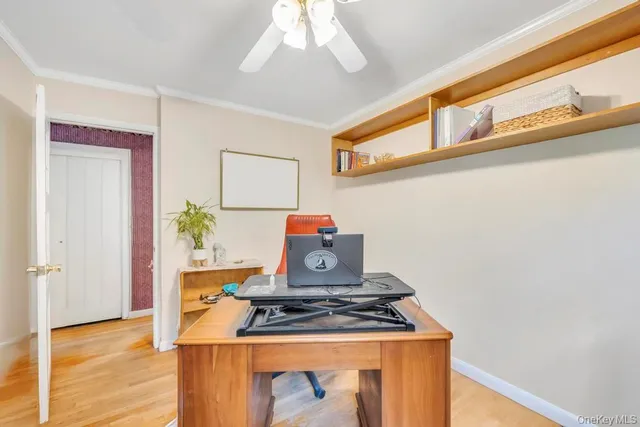 $989,000 | 89 Van Brunt Manor Road, Brookhaven, NY 11733