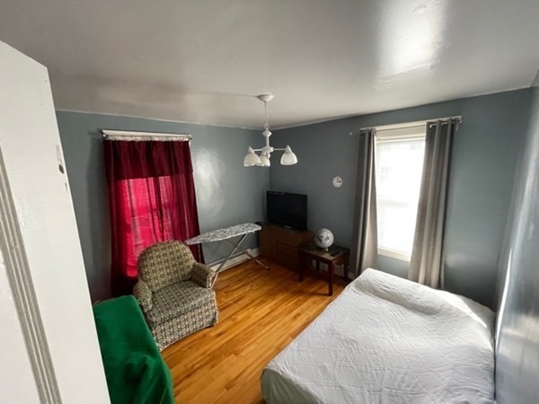 18-20 Coombs Road Worcester, MA 01602 - Photo 6 of 42 Gallery Image 6