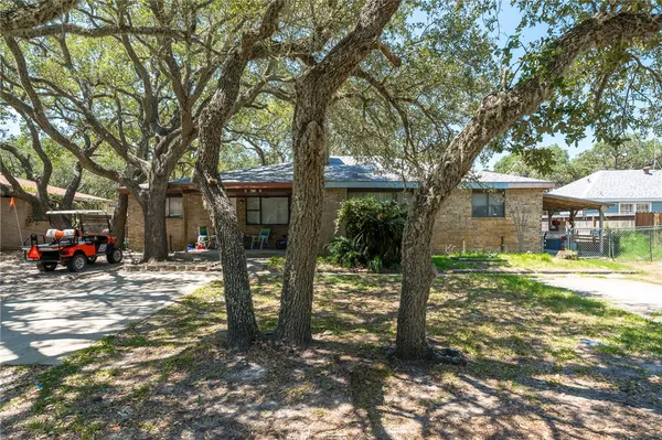 $275,000 | 613 North 5th Street, Fulton, TX 78358