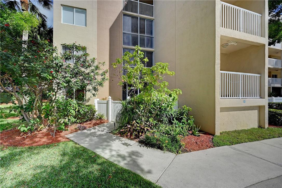 9599 Weldon Circle, Unit A101 Fort Lauderdale, FL 33321 - Photo 2 of 28 Photo 2