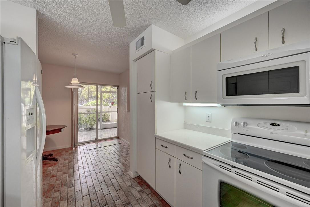 9599 Weldon Circle, Unit A101 Fort Lauderdale, FL 33321 - Photo 5 of 28 Photo 5