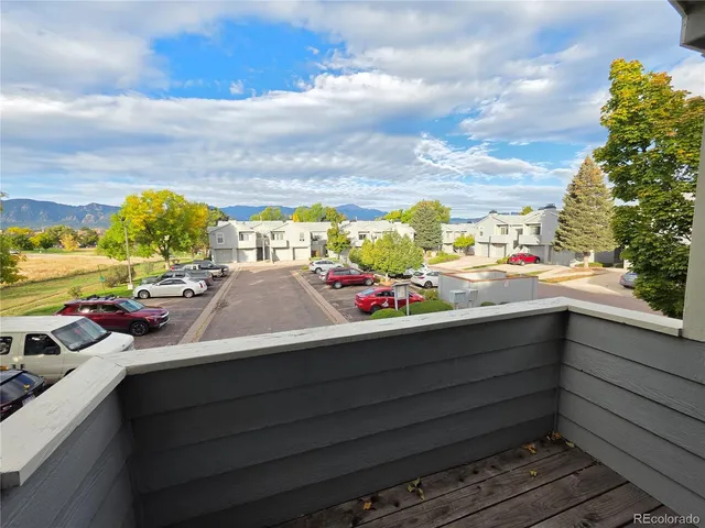 a view of a outdoor space