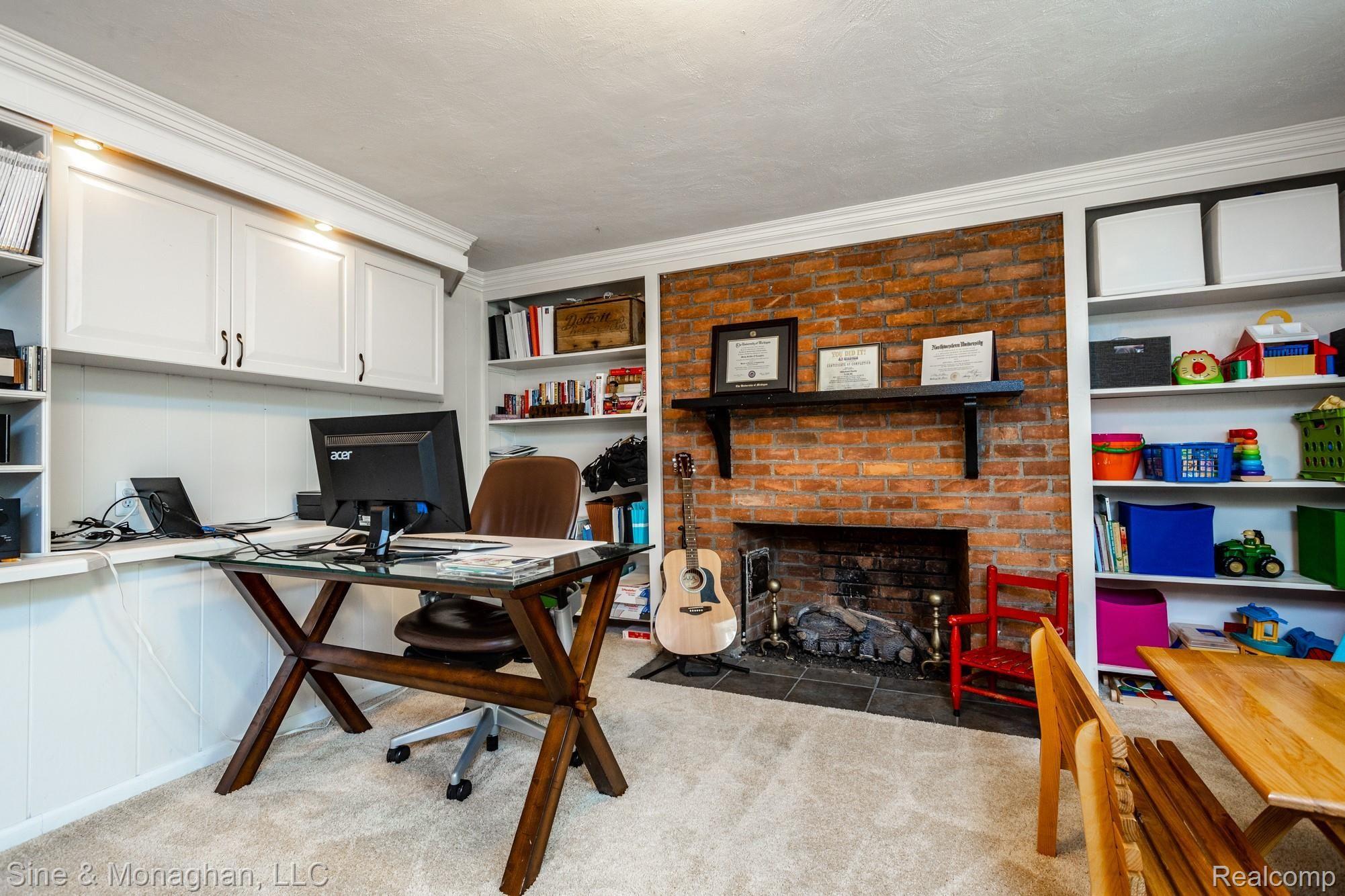 474 Washington Road Grosse Pointe, MI 48230 - Photo 48 of 73 474 Washington S048.jpg