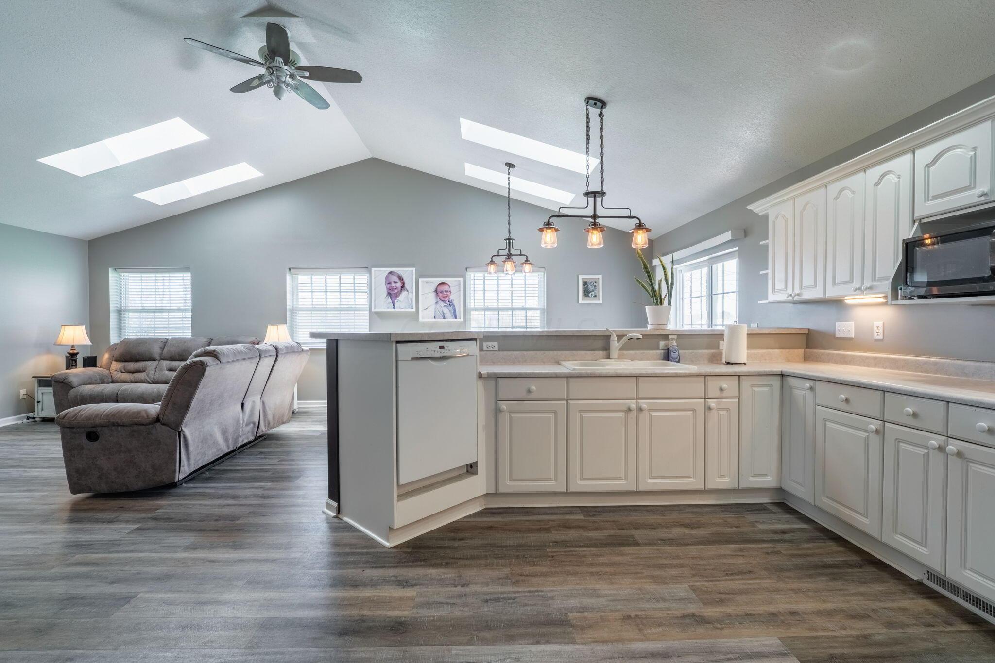 1687 Lake Drive Road Heath, OH 43056 - Photo 12 of 49 21-web-or-mls-DSC04618-HDR
