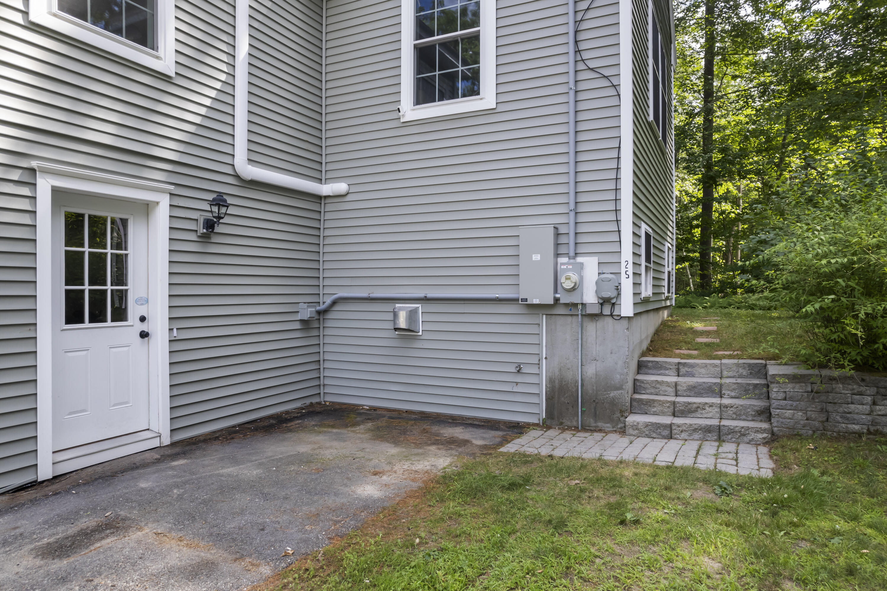 25 Clairmont Road Windham, ME 04062 - Photo 18 of 73 25 Clairmont Rd_114