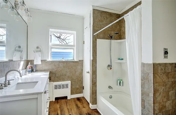 $2,200 | 68 Division Street, Unit 1, Lincoln, RI 02838