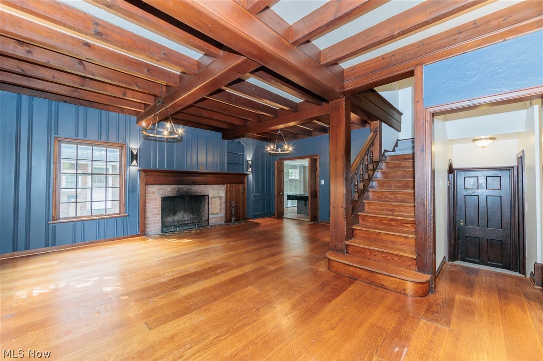 2548 Charney Road University Heights, OH 44118 - Photo 4 of 50 Gallery Image 4