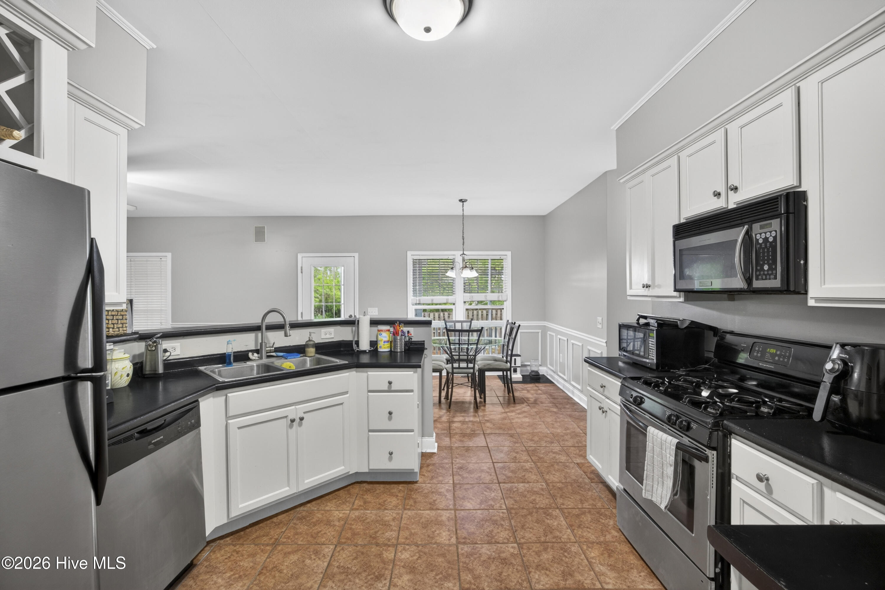 425 Superior Road Wilmington, NC 28412 - Photo 17 of 41 425SuperiorRoad-18