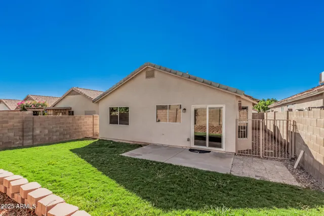 $385,000 | 21627 North 29th Drive, Phoenix, AZ 85027