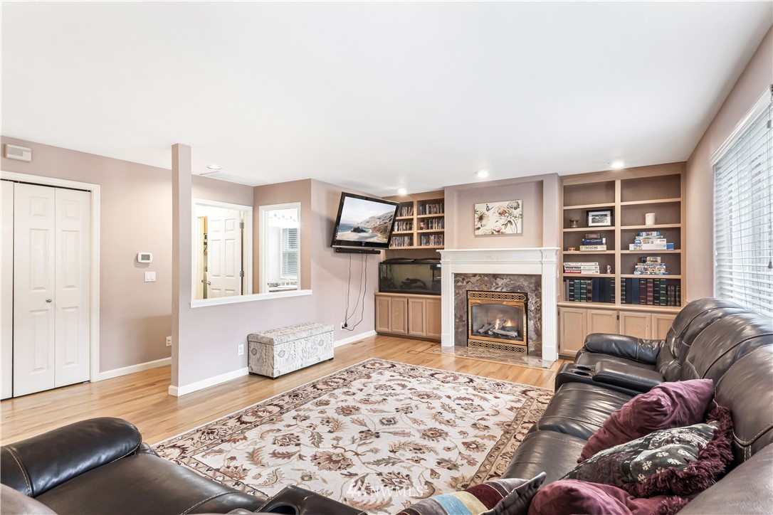 8812 Northeast 198th Street Bothell, WA 98011 - Photo 13 of 31 Gallery Image 13