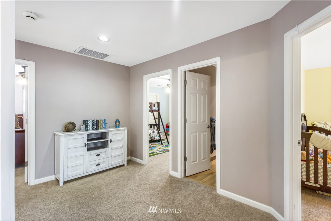 8812 Northeast 198th Street Bothell, WA 98011 - Photo 19 of 31 Gallery Image 19