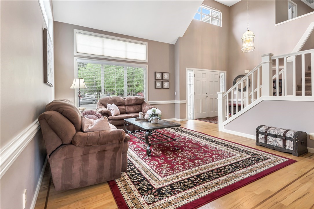8812 Northeast 198th Street Bothell, WA 98011 - Photo 4 of 31 Gallery Image 4