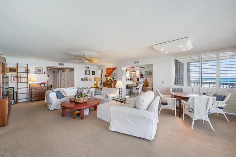 $869,000 | 5380 North Ocean Drive, Unit 6D, Singer Island, FL 33404