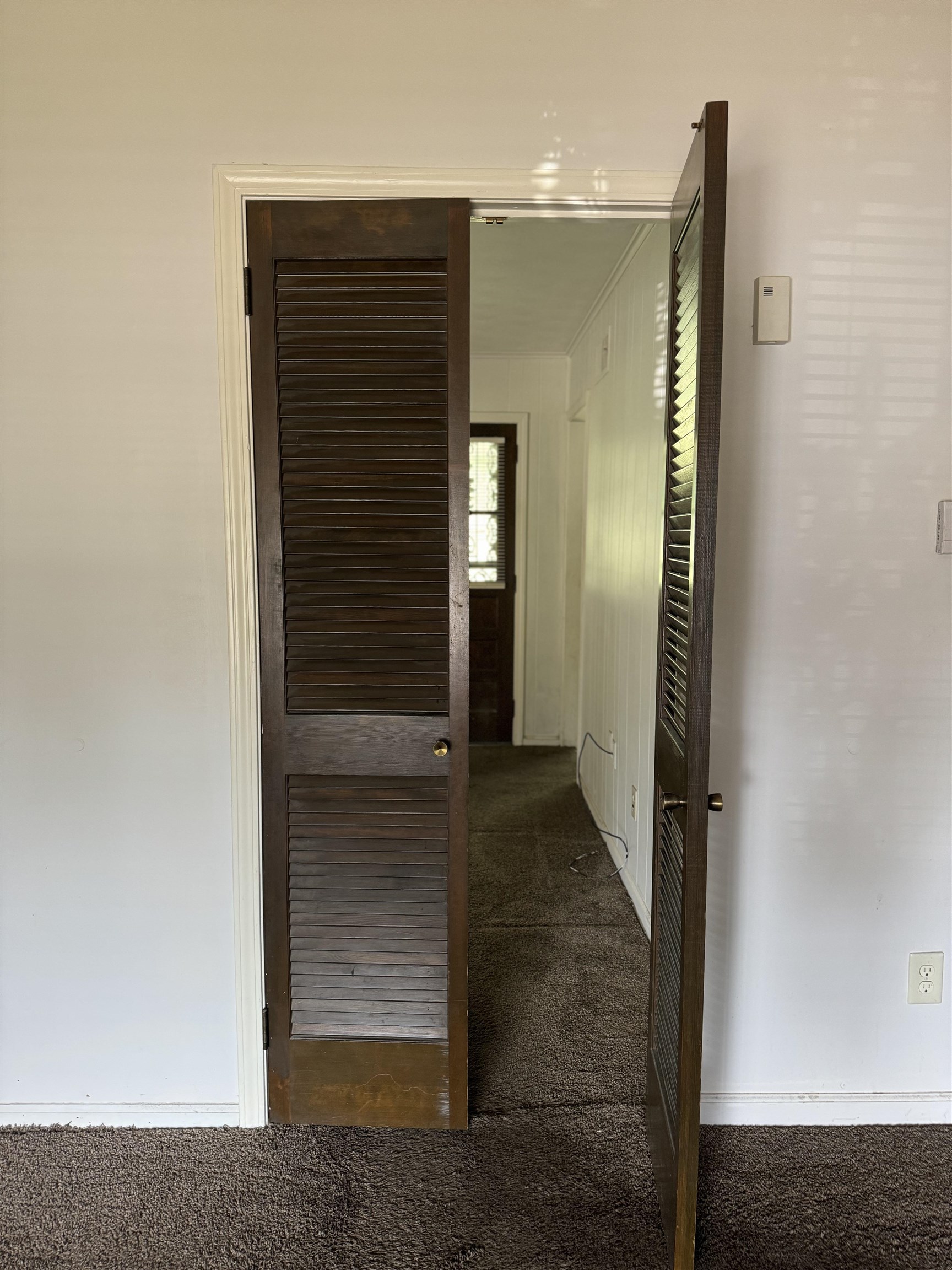 3289 Graves Road Memphis, TN 38116 - Photo 20 of 23 a view of a hallway