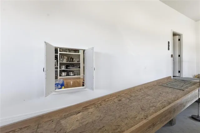 $665,000 | 900 Oakmont Drive, Lansing, KS 66043