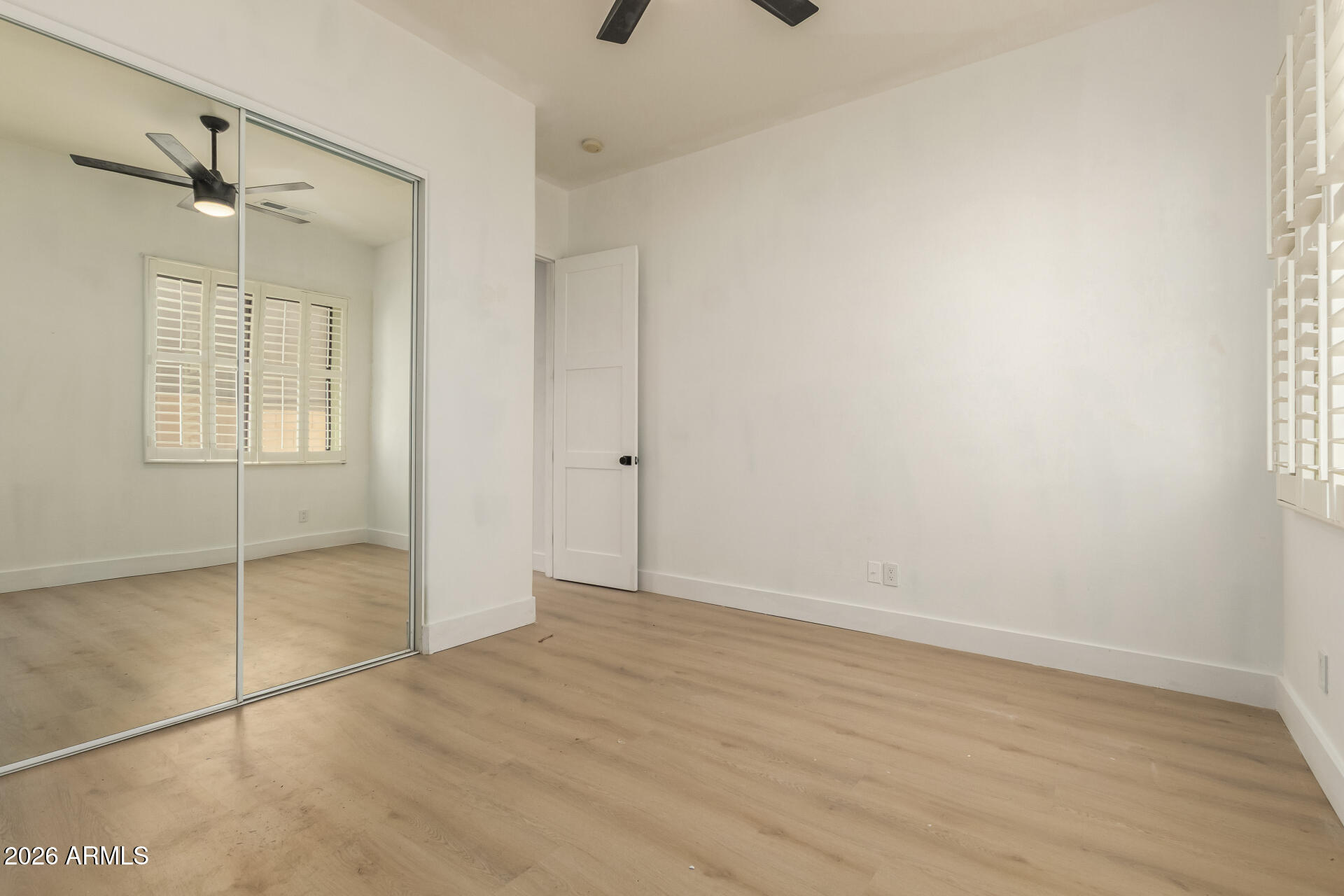 4843 East Estevan Road Phoenix, AZ 85054 - Photo 18 of 32 17 - Estevan