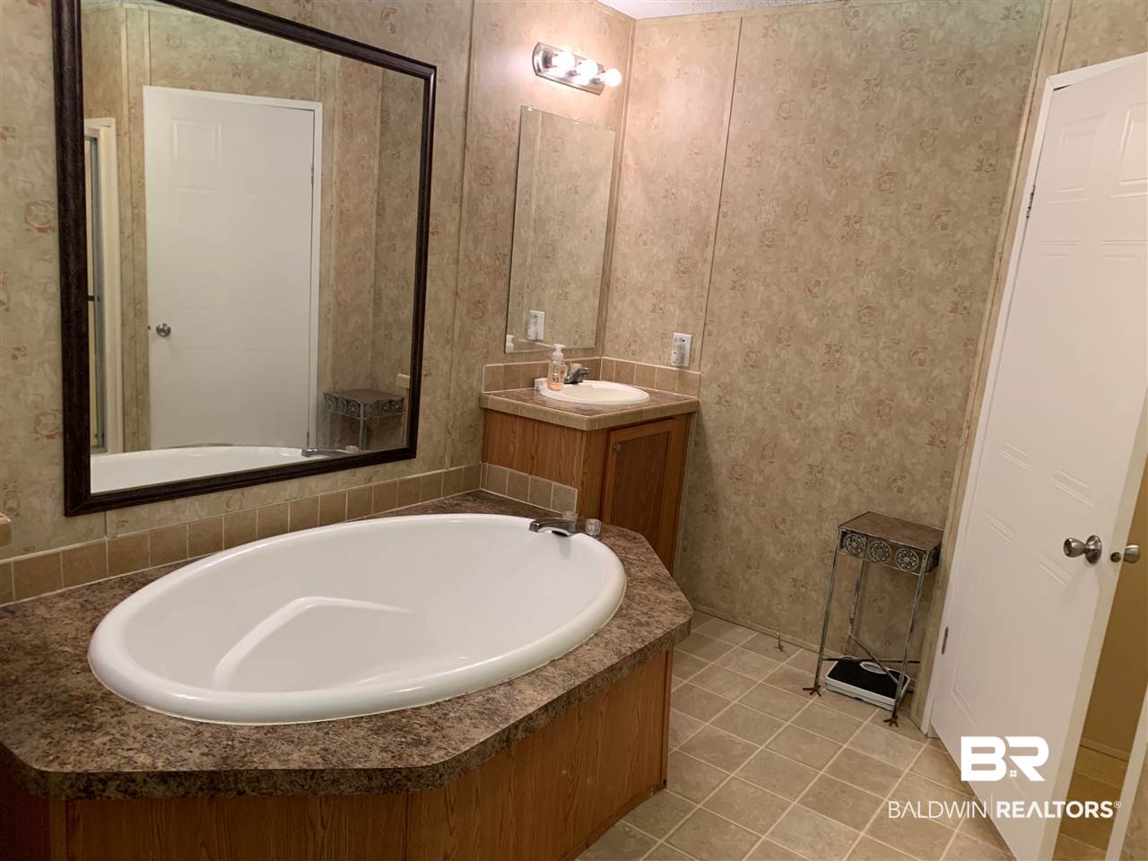 25238 Patterson Road Robertsdale, AL 36567 - Photo 8 of 38