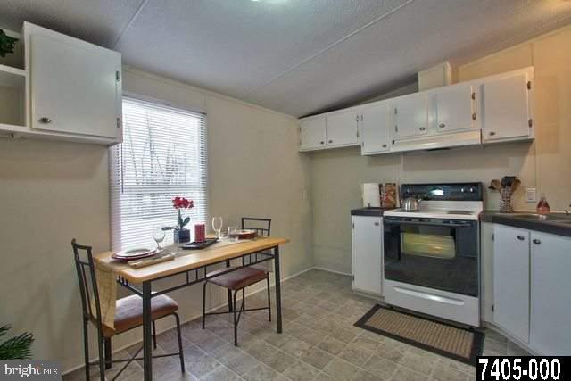 3294 Days Mill Road York, PA 17408 - Photo 6 of 25 Gallery Image 6