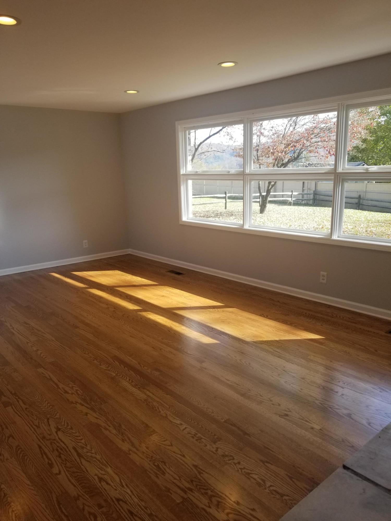 256 Dumfries Road Bristol, TN 37620 - Photo 5 of 22 20191111_120348