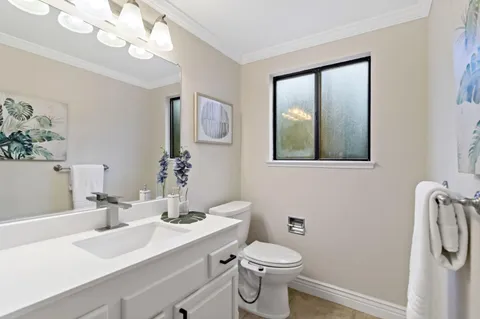 $1,400,000 | 17716 Columbia Drive, Castro Valley, CA 94552