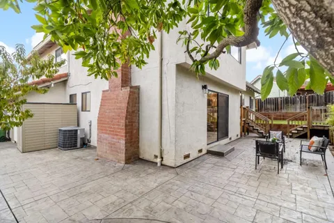 $1,400,000 | 17716 Columbia Drive, Castro Valley, CA 94552