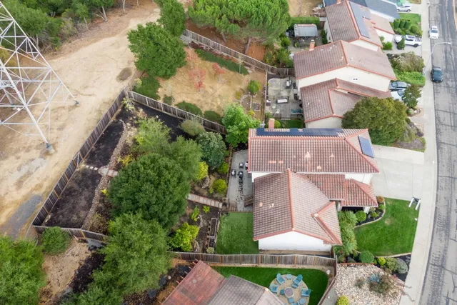 $1,400,000 | 17716 Columbia Drive, Castro Valley, CA 94552