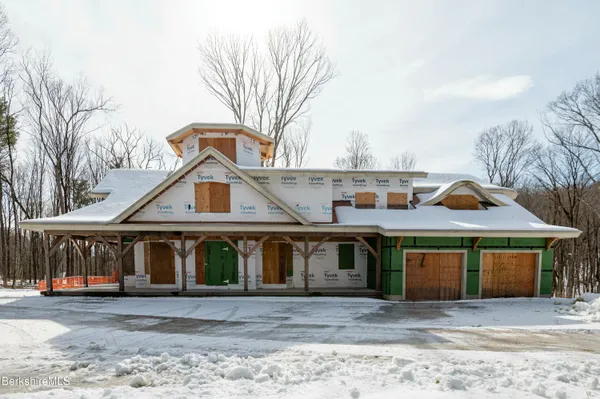 $999,000 | 67 Blunt Road, Egremont, MA 01230