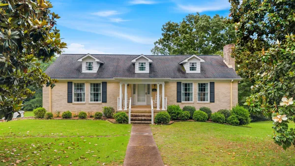 $450,000 | 5956 Crestview Drive, Hixson, TN 37343