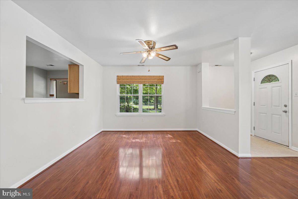2611 Warren Way Frederick, MD 21701 - Photo 10 of 53