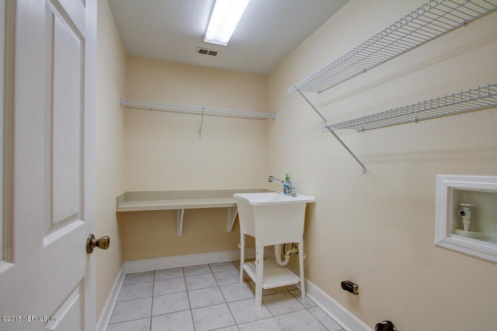 3038 Nautilus Road Middleburg, FL 32068 - Photo 28 of 45 a view of an empty room with a window